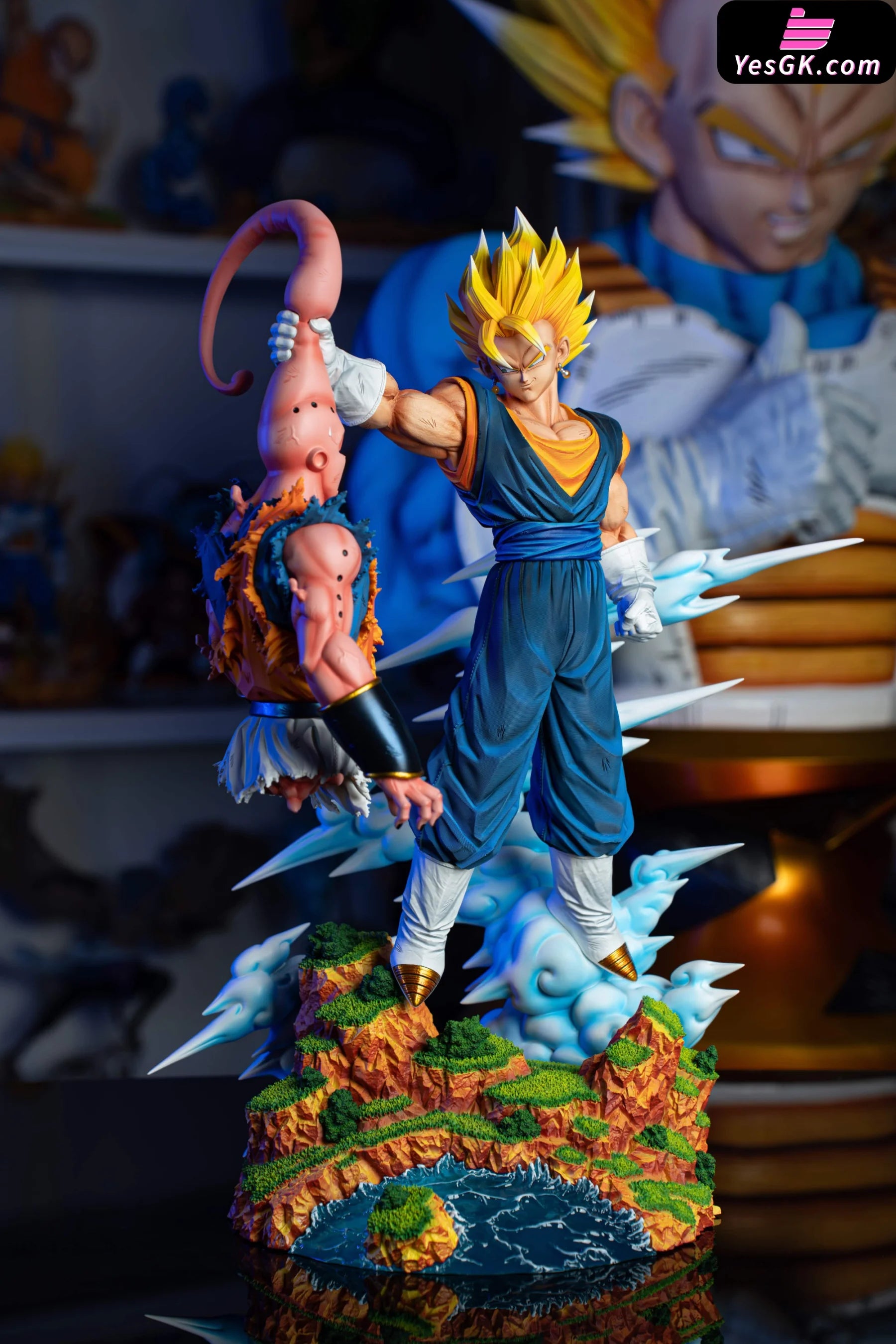 Dragon Ball Vegito VS Buu Resin Statue Clouds Studio [In-Stock