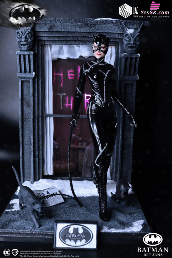 1992 Film: Batman Returns Catwoman Articulated Figure - Jazzinc Dioramas Studio [Pre-Order] Deposit