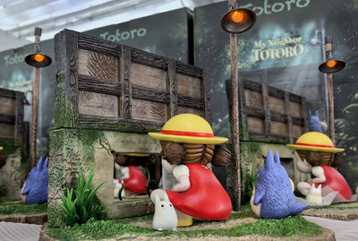 My Neighbor Totoro Hayao Miyazaki Desktop Series 05 The Happiest Search Mei Hide-and-Seek with Totoro GK Statue - Wu Yu Studio [In-Stock]