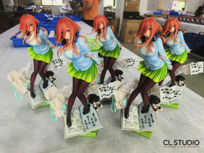 The Quintessential Quintuplets Miku Nakano 1/6 GK Statue - CL Studio [In-Stock]