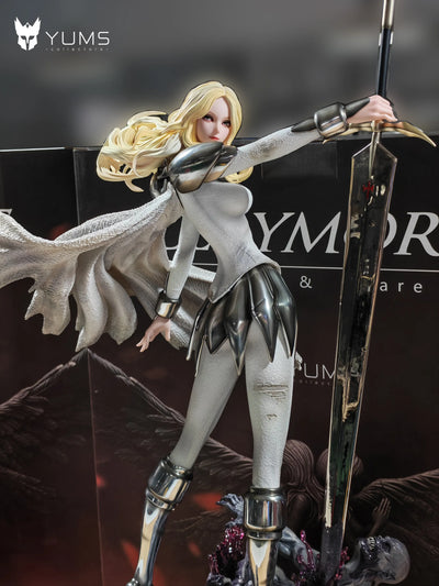 Claymore Twin Goddesses Teresa & Clare 1/4 GK Statue - YUMS-Collectors Studio [In-Stock]