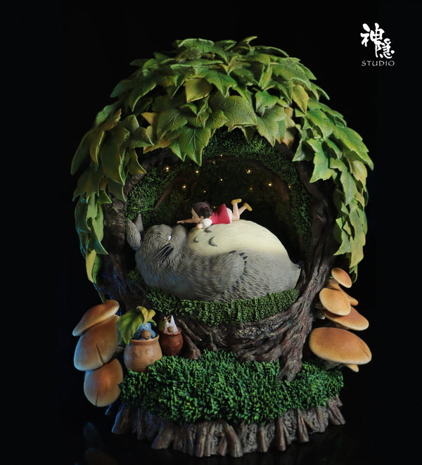 My Neighbor Totoro Silhouette Moment Series Resting in the Tree Hole GK Statue - Shen Yin Studio [Pre-Order]