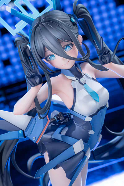 Blue Archive Tendou Arisu Lightweight Mech 1/7 GK Statue - SJ Studio [Pre-Order]