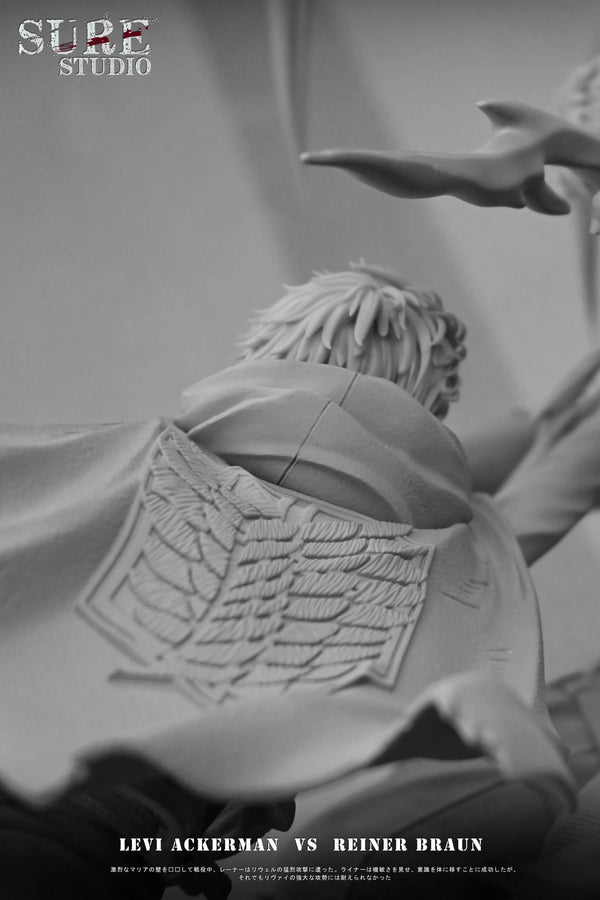 Attack on Titan SSS Titan Battle Series Levi Ackerman VS Reiner Braun 1/6 GK Statue - Sure Studio [Pre-Order]