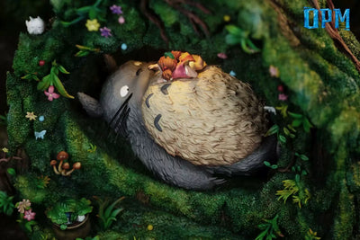 My Neighbor Totoro Hayao Miyazaki Desktop Scene Series 013 Totoro in the Tree Hole 1/6 GK Statue - OPM Studio [Pre-Order]