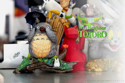 My Neighbor Totoro Hayao Miyazaki Desktop Series 07 Totoro Playing the Flute GK Statue - Wu Yu Studio [In-Stock]