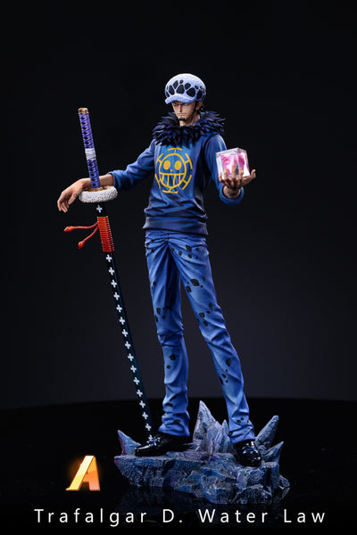 One Piece Trafalgar D. Water Law 1/9 GK Statue - HX Studio [In-Stock]