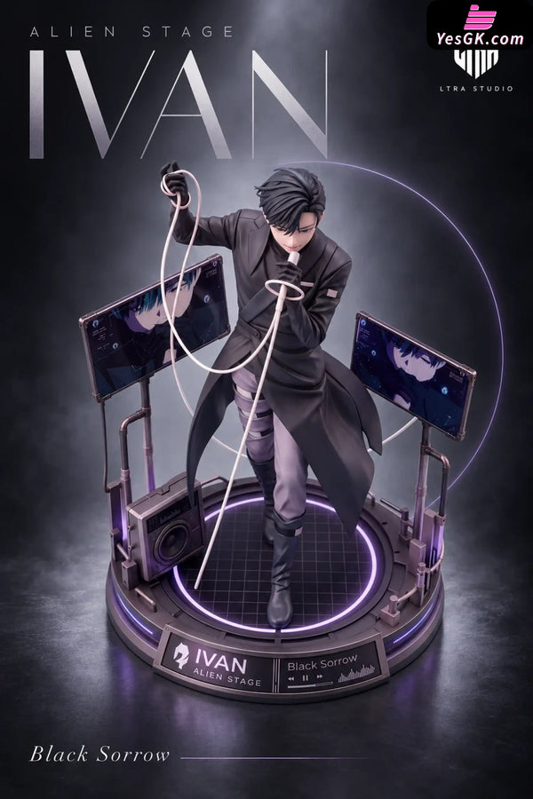 ALIEN STAGE #2 Ivan Statue - LTRA Studio