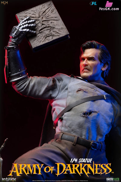 Army of Darkness Ash 1/4 Plus Format Statue (Licensed) - Infinite Studio [Pre-Order] Others