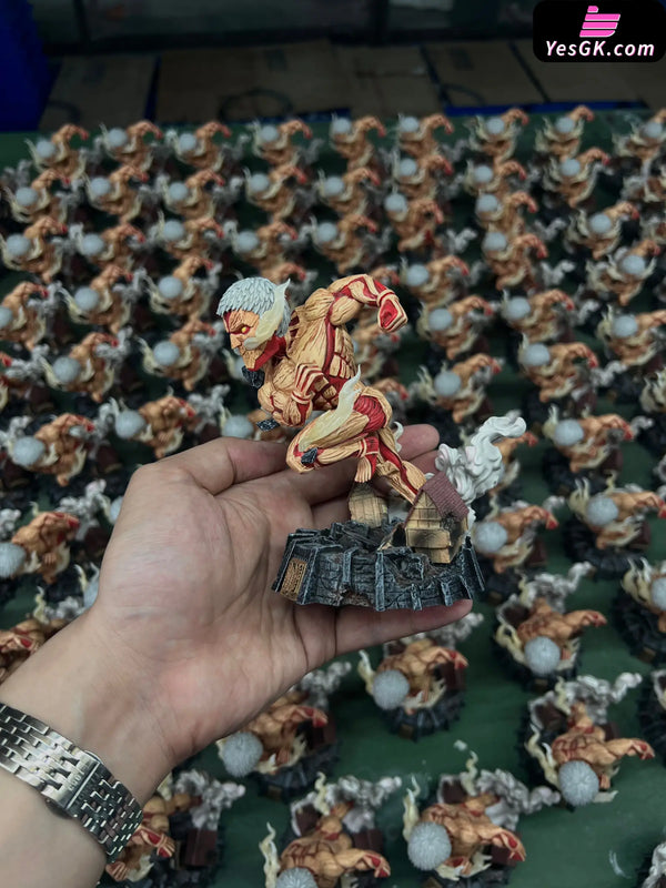 Attack on Titan #1 WCF Armored Titan GK Statue - Feng Bao Studio [Pre-OrdeIn-Stock] Attack on Titan