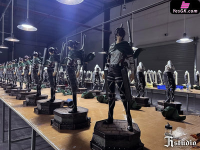 Attack on Titan Hange Zoe Statue - JR Studio [In-Stock] Full Payment Attack on Titan