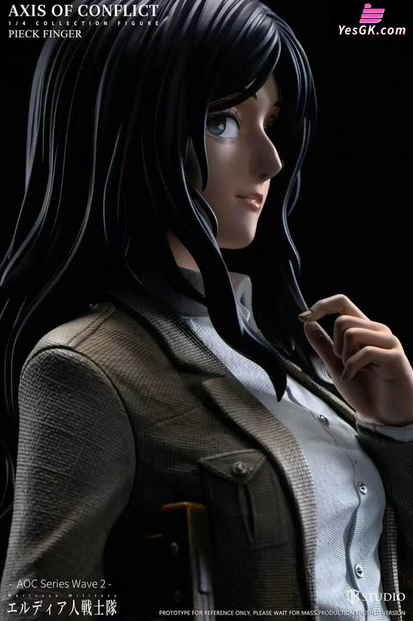 Attack on Titan Pieck Finger Statue - JR Studio