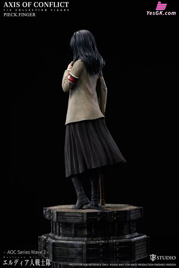 Attack on Titan Pieck Finger Statue - JR Studio