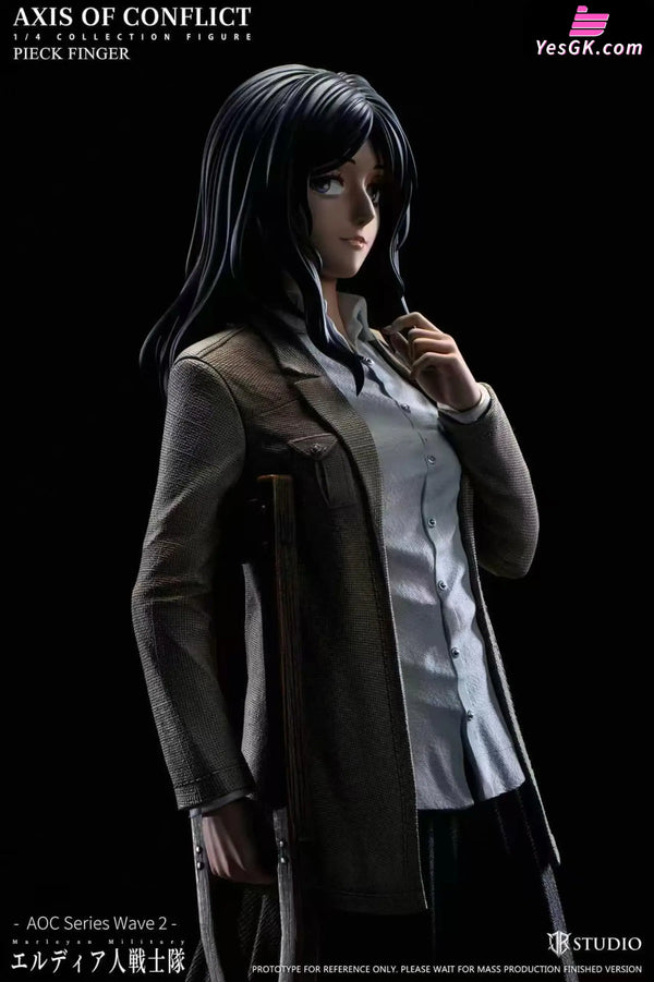 Attack on Titan Pieck Finger Statue - JR Studio