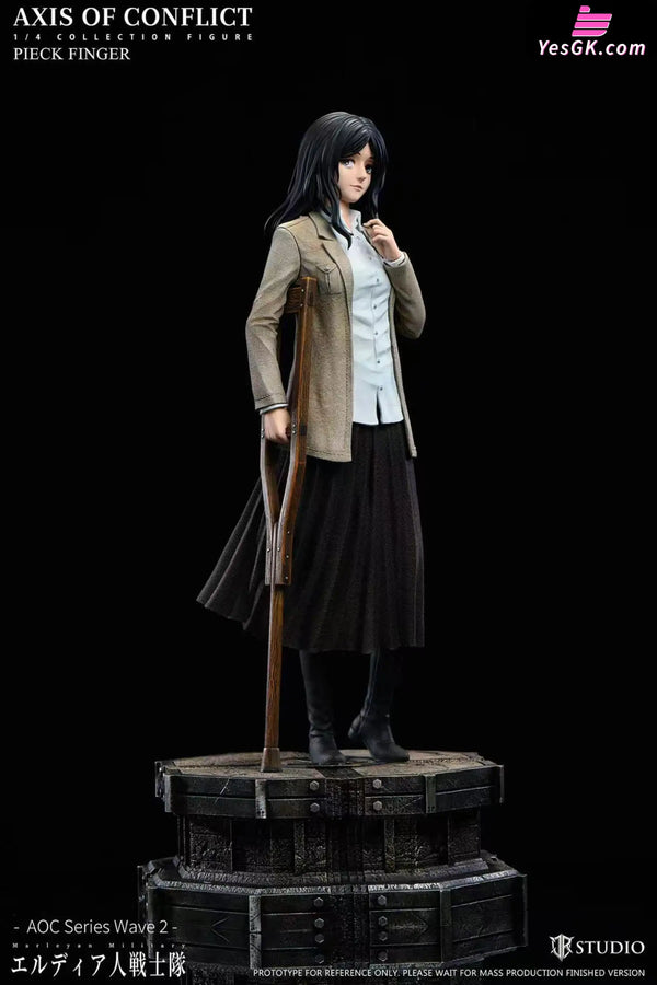 Attack on Titan Pieck Finger Statue - JR Studio