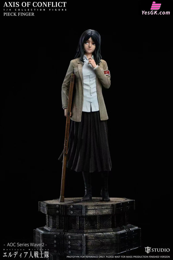Attack on Titan Pieck Finger Statue - JR Studio