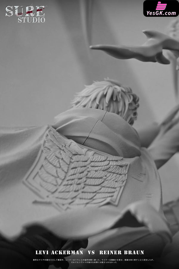 Attack on Titan SSS Titan Battle Series Levi Ackerman VS Reiner Braun 1/6 GK Statue - Sure Studio [Pre-Order] - Attack