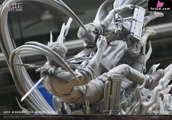 Attack on Titan SSS Titan Battle Series Levi Ackerman VS Reiner Braun 1/6 GK Statue - Sure Studio [Pre-Order] - Attack