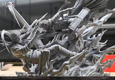 Attack on Titan SSS Titan Battle Series Levi Ackerman VS Reiner Braun 1/6 GK Statue - Sure Studio [Pre-Order]
