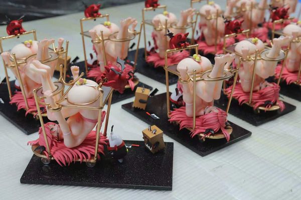 Zenless Zone Zero Dining Car Nicole Demara Statue - Fish Head Studio [In-Stock]