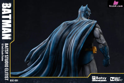 Dc Batman Resin Statue - Batsy Studio [Pre-Order] Comics