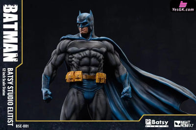 Dc Batman Resin Statue - Batsy Studio [Pre-Order] Comics