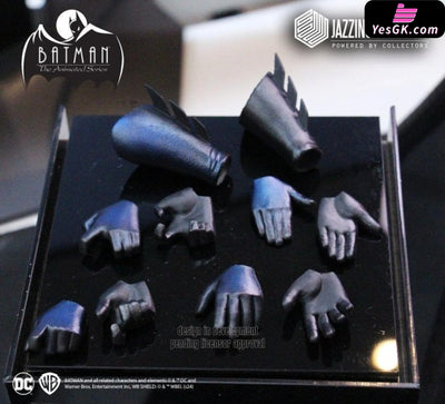 Batman: The Animated Series (BTAS) 1/6 Scale Figure Realistic body version (Licensed) - Jazzinc Dioramas Studio