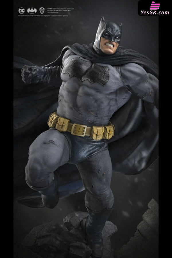 Batman The Dark Knight Returns 1/4 & 1/6 Scale Licensed Statue - XM Studio [In-Stock] - Full Payment / 1/4 Scale - DC