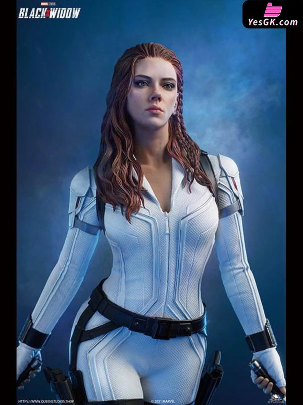 Black Widow Snow Suit 1/4 Licensed Statue - Queen Studio [In-Stock] - Full Payment - MARVEL
