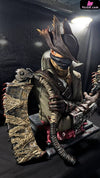 Bloodborne Meat Saw & Hunter Pistol Hunter Bust GK Statue - Panda Studio [In-Stock] - Bloodborne