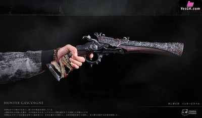 Bloodborne Meat Saw & Hunter Pistol Hunter Bust GK Statue - Panda Studio [Pre-Order] Bloodborne