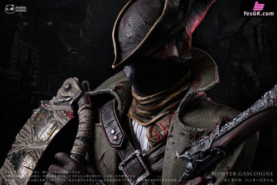 Bloodborne Meat Saw & Hunter Pistol Hunter Bust GK Statue - Panda Studio [Pre-Order] Bloodborne