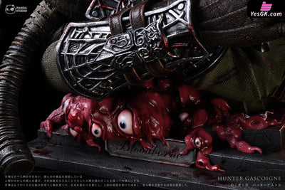 Bloodborne Meat Saw & Hunter Pistol Hunter Bust GK Statue - Panda Studio [Pre-Order] Bloodborne