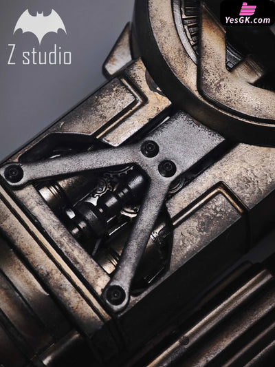 DC Cinematic Grade Replica Collection Series #1 Batman Weapon Peripheral - Z Studio [Pre-Order] DC Comics