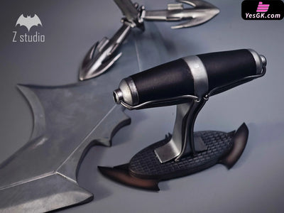 DC Cinematic Grade Replica Collection Series #1 Batman Weapon Peripheral - Z Studio [Pre-Order] DC Comics