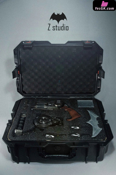 DC Cinematic Grade Replica Collection Series #1 Batman Weapon Peripheral - Z Studio [Pre-Order] DC Comics