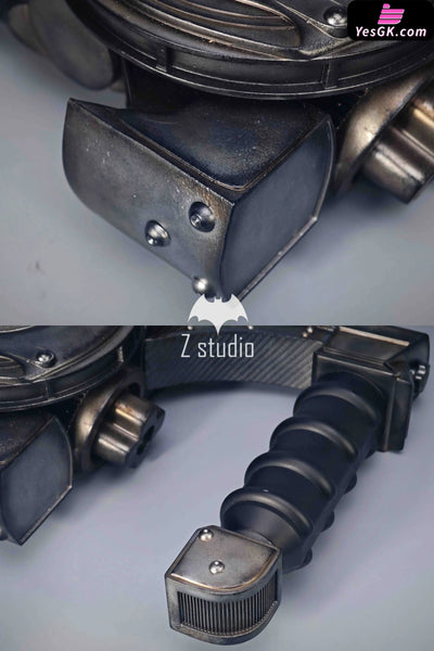 DC Cinematic Grade Replica Collection Series #1 Batman Weapon Peripheral - Z Studio [Pre-Order] DC Comics