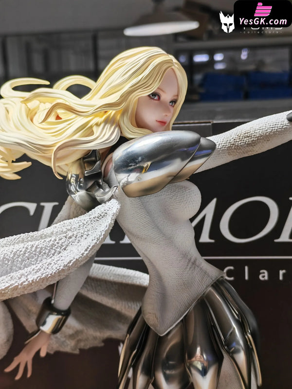 Claymore Twin Goddesses Teresa & Clare 1/4 GK Statue - YUMS-Collectors Studio [In-Stock] - Others
