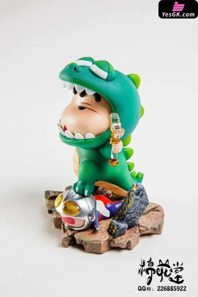 Crayon Shin-chan Monster Shinnosuke Nohara Beating up Ultraman GK Statue - M.H.T Studio [In-Stock] - Crayon Shin-chan