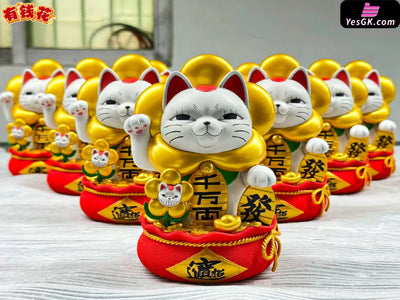 Dandadan Turbo Granny Maneki-neko GK Statue - GOODS Studio [In-Stock] Dandadan
