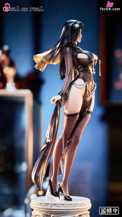 Dark Nun Figure - Real on real Studio