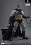 Dc 1/6Cms024 Batman: The Dark Knight Returns Batman (Licensed) Action Figure - Hottoys Studio