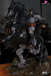 Dc Batman The Dark Knight Returns Resin Statue - Sdz Studio [Pre-Order] Comics