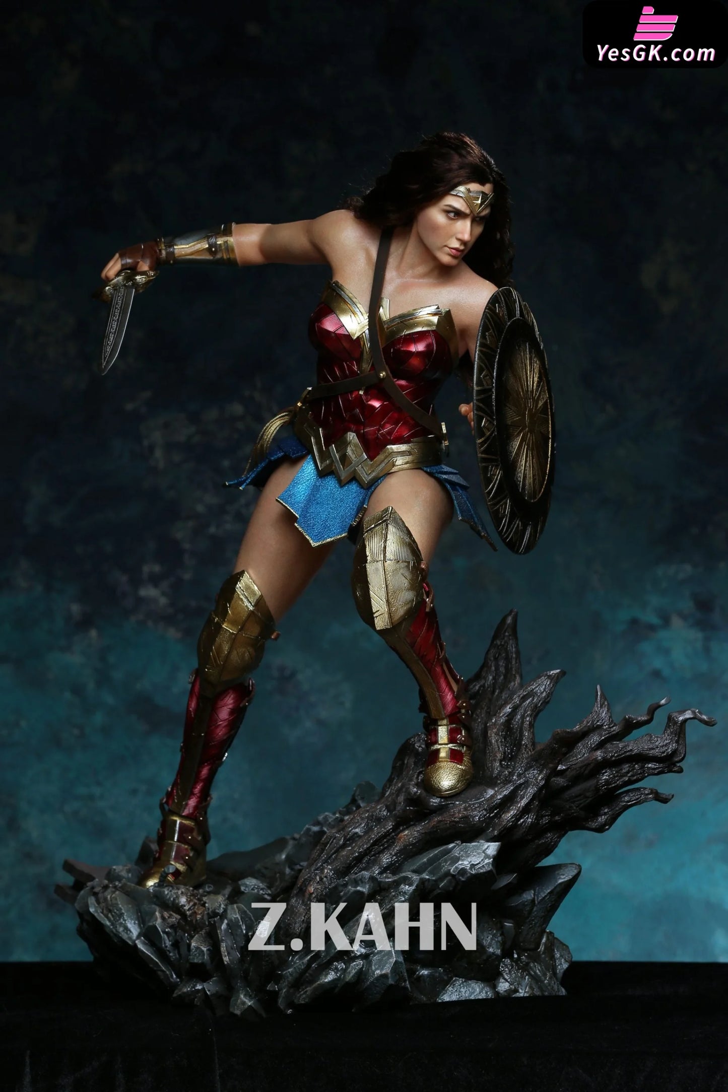 Dc Comics Wonder Woman Diana Prince Resin Statue - Z.kahn Studio [Pre-Order] Deposit / Regular 1/3