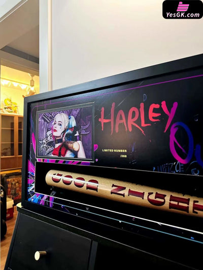 Dc Harley Quinn Baseball Bat Suicide Squad Collectible Signed Frame Statue - Qian Niao She Studio