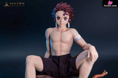 Demon Slayer Kamado Tanjiro 18 + Man Resin Statue - Sln Studio [In-Stock]