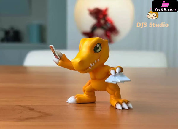Digimon Agumon Family Series the Card Player GK Statue - DJS Studio [Pre-Order] - Deposit / Yellow Color - Digimon