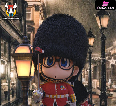 Dr. Slump Global #4 British Arale Resin Statue - Zor Studio [Pre - Order]