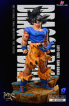 Dragon Ball 1/1 Life Size Son Goku Statue - Mrc Studio [Pre-Order]