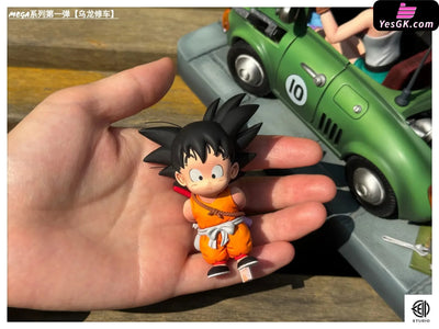 Dragon Ball MEGA Series #1 Oolong Fixing Car GK Statue - Cell Studio [Pre-Order] Dragon Ball